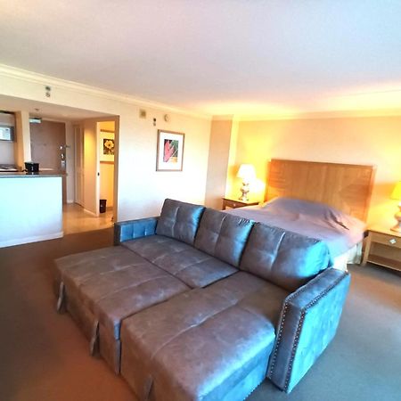 Ilikai Apt 302 - Spacious Studio With Stunning Ocean & Harbor Views Honolulu Zewnętrze zdjęcie